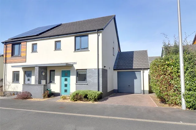 Waterloo Gardens, Torrington, Devon, EX38