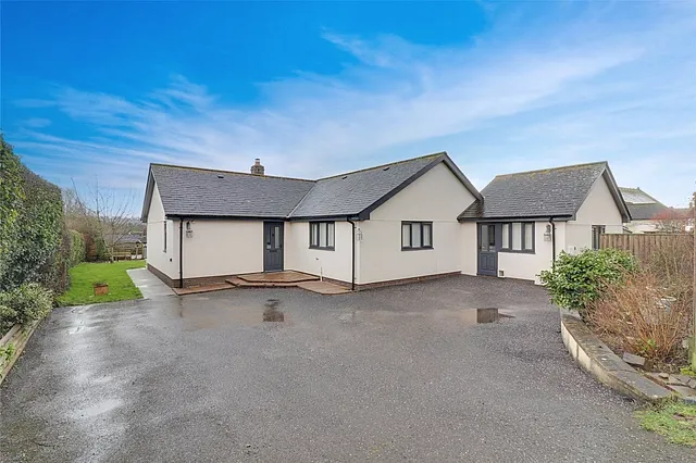 Hector Close, Dolton, Winkleigh, Devon, EX19