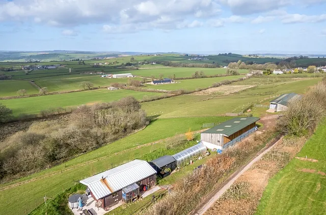 Staple Cross, Hockworthy, Wellington, Devon, TA21