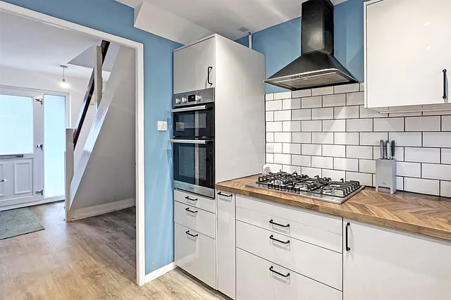 The Well, Rockwell Green, TA21