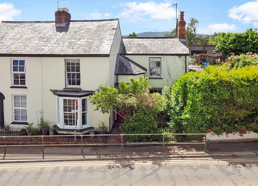 House for sale with 4 bedrooms in Rockwell Green, Wellington, TA21 at